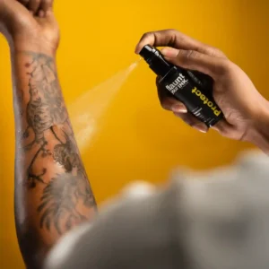 Flaunt Yout Ink - Sunscreen Shiner - 50 g